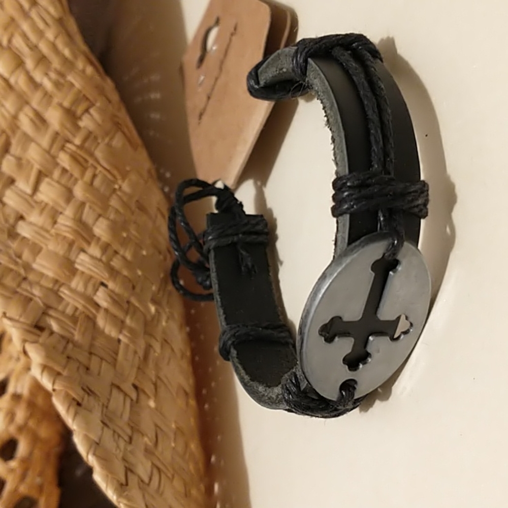 Genuine Leather, Unisex Wrapped Cross Bracelet!